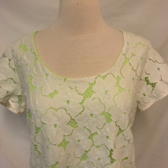 Collective Concepts Lace & Neon Layered Blouse Medium - Picture 2 of 8